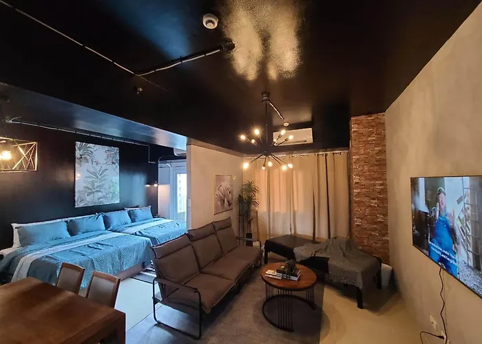 Maxx's Aparthotel