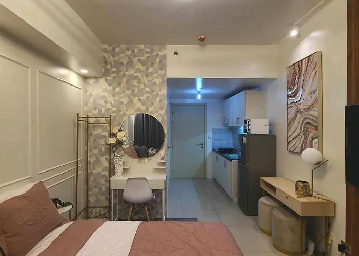 Maxx's Aparthotel Manila